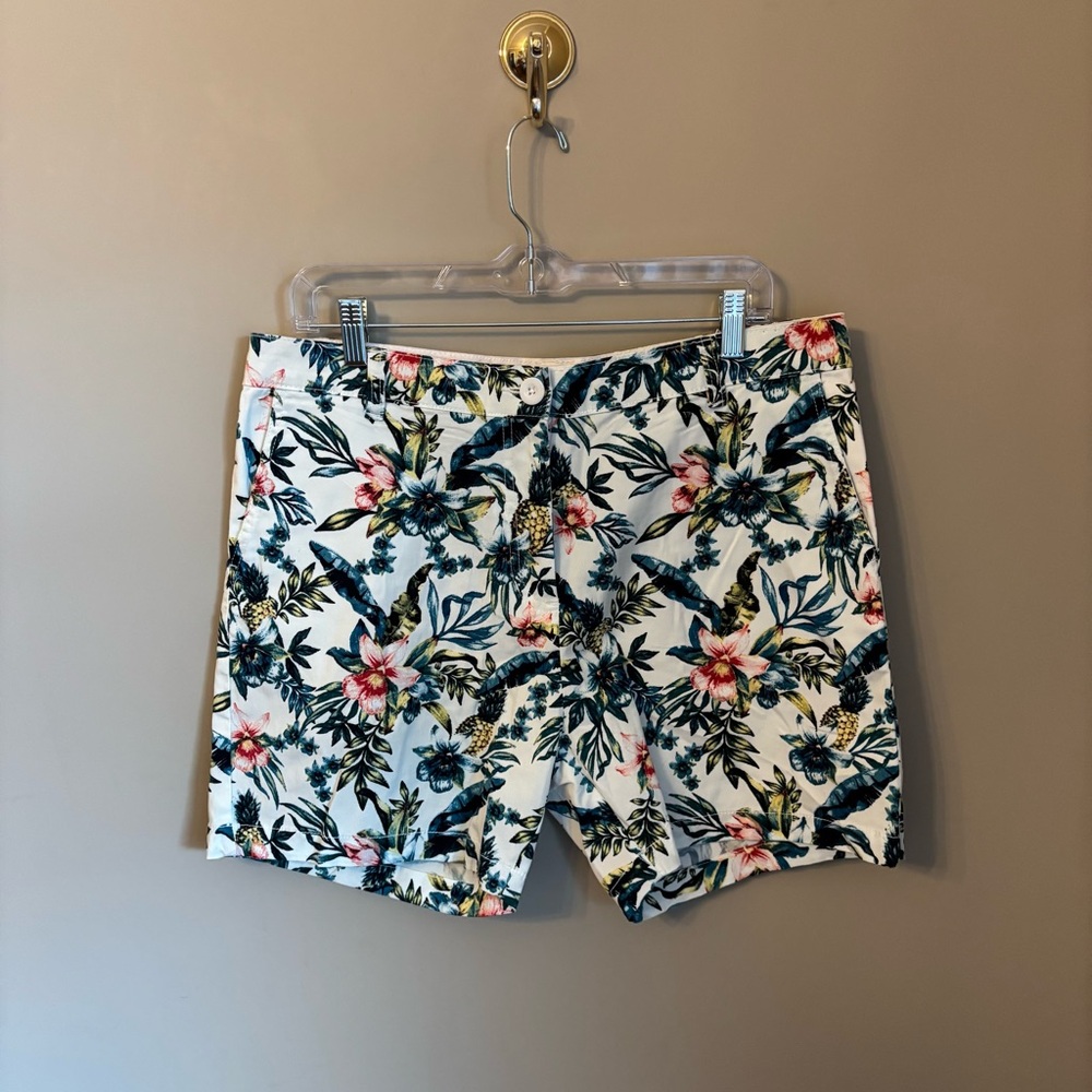 Caribbean Joe White Tropical Floral Flat-Front Shorts